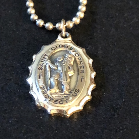 SOLID Sterling Silver Saint Christopher Pendant Necklace.16”Chain- New Condition - Picture 4 of 13